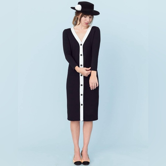 Sonnet James Dresses & Skirts - Sonnet James “Lou” Play Dress Button Front Size Small Excellent Used Condition